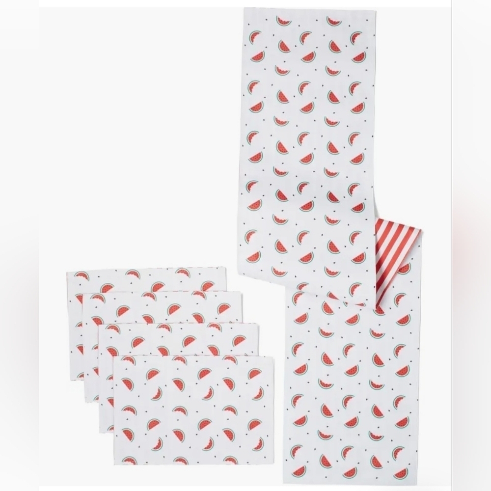 NWT Table Runner & 4 Placemats